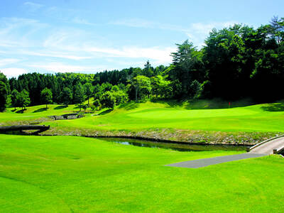 山口県の土日祝格安ゴルフ場 土日祝9 000円以下 ラボゴルフ